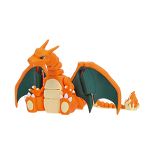 Lade das Bild in den Galerie-Viewer, Glurak als bewegliche Pokemon Figur mit Ei