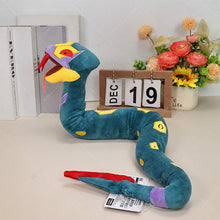 Lade das Bild in den Galerie-Viewer, Vipitis Seviper Plüsch Pokemon (ca. 88x12x7cm)