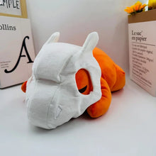 Lade das Bild in den Galerie-Viewer, XXL Tragosso Cubone Plüsch Pokemon (ca. 45cm)