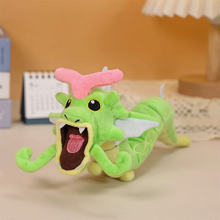 Lade das Bild in den Galerie-Viewer, Raupy Caterpie Pokemon Plüschtier (ca. 30x10x9cm)