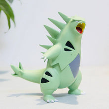 Lade das Bild in den Galerie-Viewer, Despotar Tyranitar Pokemon Figur (ca. 10cm)