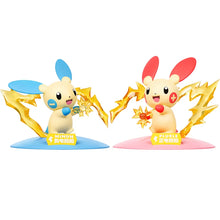 Lade das Bild in den Galerie-Viewer, Plusle und Minun Pokemon Figuren im Set (2 Figuren)