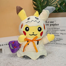 Lade das Bild in den Galerie-Viewer, Halloween Pikachu Cosplay als Morpeko. Mimikyu Mimigma oder Brimano Hattrem