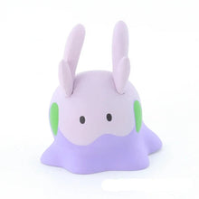 Lade das Bild in den Galerie-Viewer, Viscora Goomy Pokemon Figur