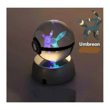 Lade das Bild in den Galerie-Viewer, Kristall Pokeball mit 3D Effekt Realxo Mewtu Pikachu uvm. kaufen
