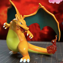 Lade das Bild in den Galerie-Viewer, Große Glurak Charizard Mega X Y Figur (ca. 11cm)