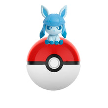 Lade das Bild in den Galerie-Viewer, Pokebälle mit Pokemon Figur - viele Motive