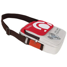 Lade das Bild in den Galerie-Viewer, Ash Ketchum Pokemon Trainer Crossbody Tasche