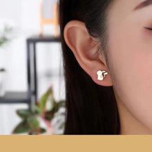 Lade das Bild in den Galerie-Viewer, Stylishe Pikachu Ohrstecker