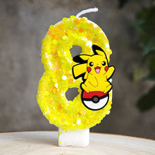 Lade das Bild in den Galerie-Viewer, Gelbe Pikachu Geburtstag Kerze mit Jahreszahl