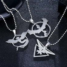 Lade das Bild in den Galerie-Viewer, Team Mystic, Valor oder Instinct Halskette
