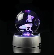 Lade das Bild in den Galerie-Viewer, Kristall Pokeball mit 3D Effekt Realxo Mewtu Pikachu uvm. kaufen