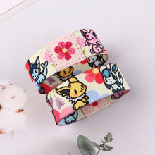 Lade das Bild in den Galerie-Viewer, Modische Pokemon Stoff Armbänder in vielen Motiven