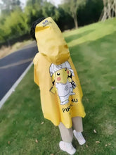 Lade das Bild in den Galerie-Viewer, Pikachu Pokemon Regenumhang Jacke für Kinder