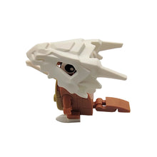 Lade das Bild in den Galerie-Viewer, Tragosso Cubone Klemm-Baustein Figur (ca. 6x5x3cm)