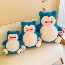 Lade das Bild in den Galerie-Viewer, Freundlicher Lachender Relaxo Snorlax Kuschel Pokemon (ca. 30cm oder 40cm )