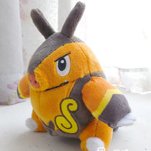 Lade das Bild in den Galerie-Viewer, Ferkokel Pignite Pokemon Stofftier (ca. 20cm)