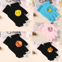 Lade das Bild in den Galerie-Viewer, Winterhandschuhe mit verschiedenen Pokemon Motiven