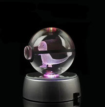 Lade das Bild in den Galerie-Viewer, Kristall Pokeball mit 3D Effekt Realxo Mewtu Pikachu uvm. kaufen