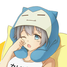 Lade das Bild in den Galerie-Viewer, Relaxo Snorlax Nackenkissen U-Form mit Cap