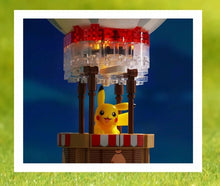 Lade das Bild in den Galerie-Viewer, Fliegender Pokeball Heissluftballon Klemm-Baustein Spielzeug