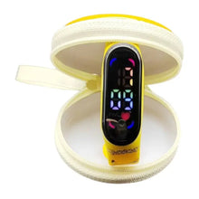 Lade das Bild in den Galerie-Viewer, Pokémon Pikachu Digital Uhr mit Geschenkbox für Kinder