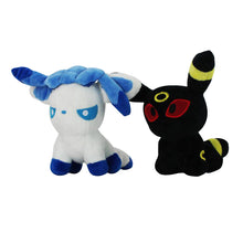 Lade das Bild in den Galerie-Viewer, 8er Set mit Nachtara, Evoli, Psiana, Blitza, Aquana, Flamara, Glaziola, Folipurba Kuscheltier kaufen