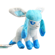 Lade das Bild in den Galerie-Viewer, Eevee / Evoli Plüsch Pokemon (8 zur Auswahl) kaufen