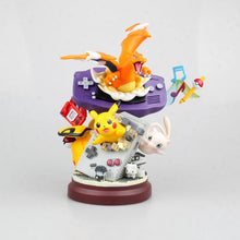 Lade das Bild in den Galerie-Viewer, Pokemon Pikachu Glurak / Charizard Gameboy Statue (18.5cm) kaufen