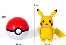 Lade das Bild in den Galerie-Viewer, Pikachu, Mewtu, Glurak, Bisasam oder Turtok Figur mit Pokeball kaufen