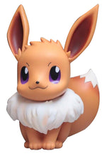 Lade das Bild in den Galerie-Viewer, Lebensgroße Evoli Eevee Figur (ca. 40cm) kaufen
