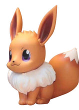 Lade das Bild in den Galerie-Viewer, Lebensgroße Evoli Eevee Figur (ca. 40cm) kaufen