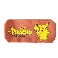 Lade das Bild in den Galerie-Viewer, Pikachu Federmappe in vielen Pokémon Motiven kaufen