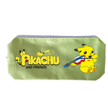 Lade das Bild in den Galerie-Viewer, Pikachu Federmappe in vielen Pokémon Motiven kaufen