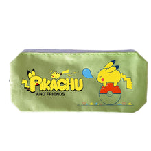 Lade das Bild in den Galerie-Viewer, Pikachu Federmappe in vielen Pokémon Motiven kaufen