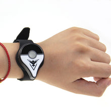 Lade das Bild in den Galerie-Viewer, Pokemon Go Plus Bluetooth Autocatch Armband kaufen