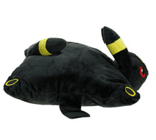 Lade das Bild in den Galerie-Viewer, Pokemon Nachtara Umbreon, Relaxo Snorlax oder Mimigma Mimikyu Kissen (ca. 40x33cm) kaufen