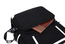 Lade das Bild in den Galerie-Viewer, Pokemon Rucksack mit USB - ideal für Laptops kaufen