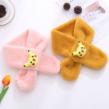 Lade das Bild in den Galerie-Viewer, Weicher Schal für Kinder mit Pikachu Motiv kaufen