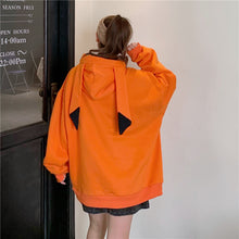 Lade das Bild in den Galerie-Viewer, Toller Pikachu, Glumanda, Schiggy oder Enton Pokemon Oversize Hoodie Pullover kaufen