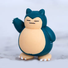 Lade das Bild in den Galerie-Viewer, Relaxo Snorlax Figuren Set mit 5 Figuren kaufen