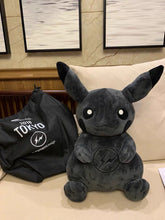 Lade das Bild in den Galerie-Viewer, Plüschfigur Pokémon dunkles Pikachu, ca. 50cm kaufen