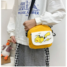 Lade das Bild in den Galerie-Viewer, Pikachu Umhängetasche in verschiedenen Farben kaufen
