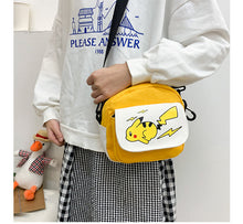 Lade das Bild in den Galerie-Viewer, Pikachu Umhängetasche in verschiedenen Farben kaufen