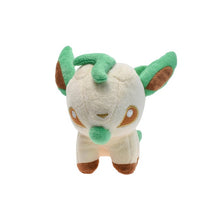 Lade das Bild in den Galerie-Viewer, Viele verschiedene Pokemon und Pokeball Plüschtiere zur Auswahl kaufen