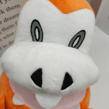 Lade das Bild in den Galerie-Viewer, Pokemon Purpur & Karmesin Kuscheltiere - Krokel, Kappalores, Zorua u. a. kaufen