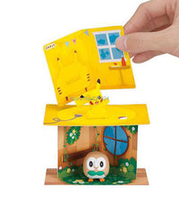 Lade das Bild in den Galerie-Viewer, Pokemon Haus mit Figuren kaufen