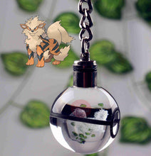 Lade das Bild in den Galerie-Viewer, Pokeball Anhänger mit Pokemon Motiven und Farbwechsel kaufen