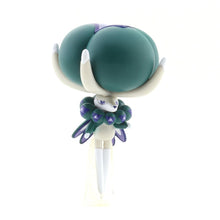 Lade das Bild in den Galerie-Viewer, Coronospa Calyrex Sammelfigur - Legendäres Pokémon kaufen