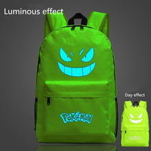 Lade das Bild in den Galerie-Viewer, Pokemon Luminous Rucksack - Leuchtet im Dunkeln kaufen